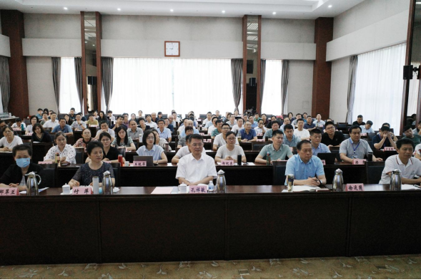 学院4.png